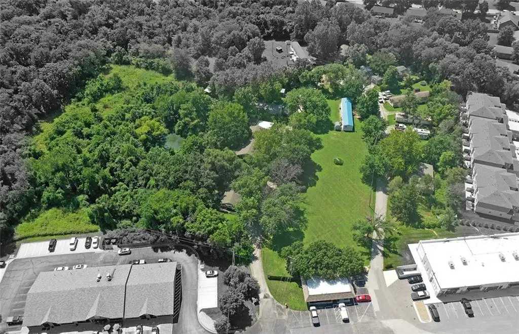 33321 Lexington Avenue, De Soto, KS 66018 - Image #1