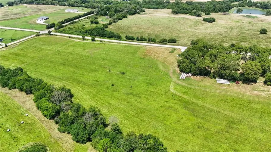 5ac 0000 N 1000 Road, Lawrence, KS 66049 - Image #3