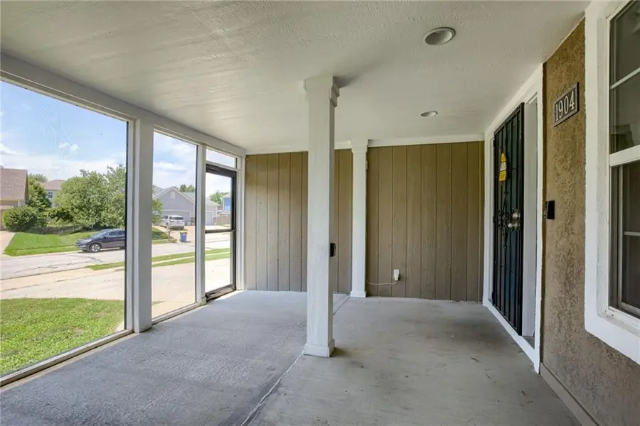 1904 Shirley Court, Liberty, MO 64068 - Image #3