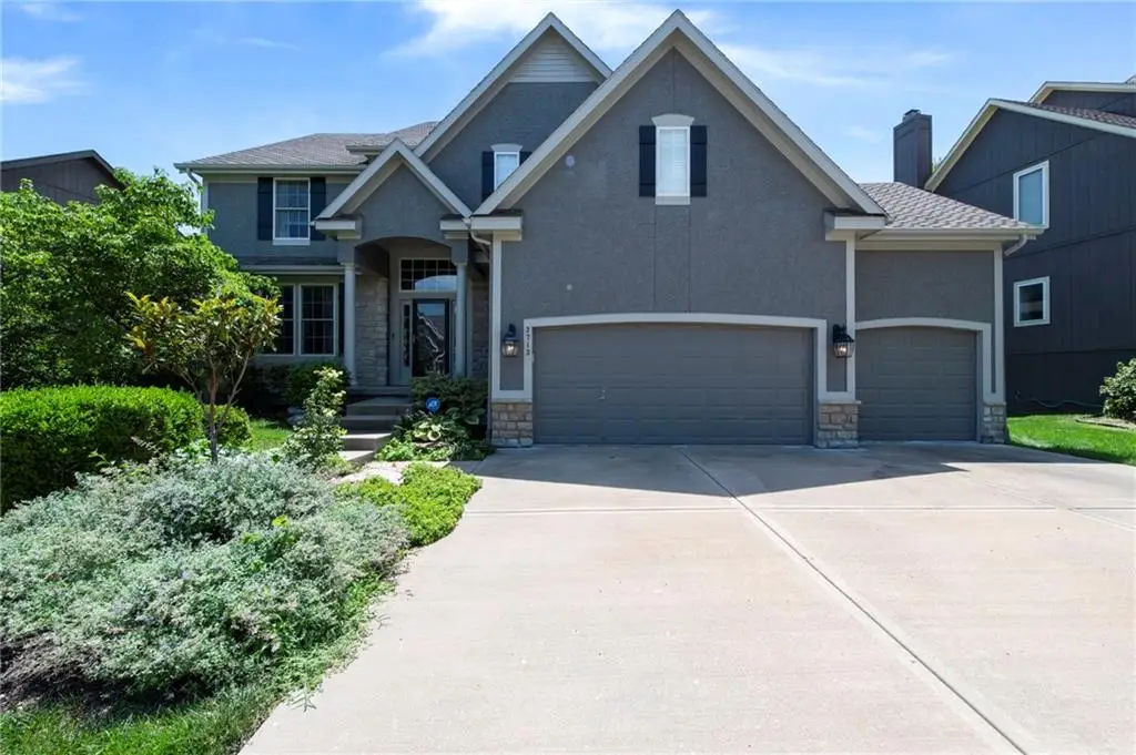 3713 W 155th Street, Overland Park, KS 66224 - Image #1