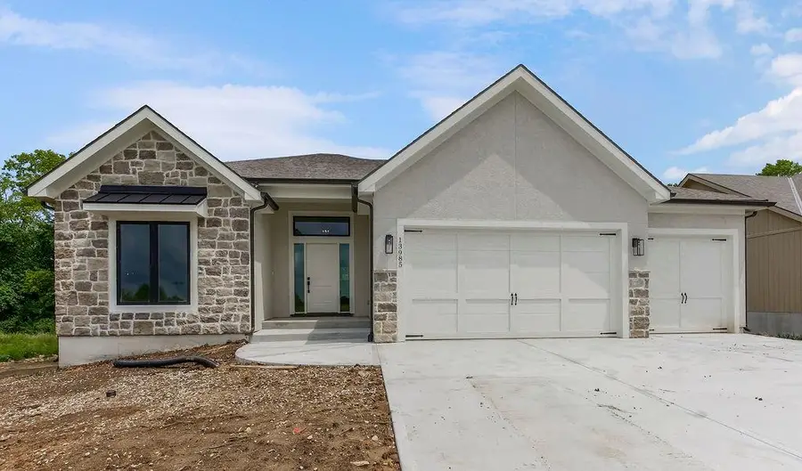 13985 Landon Street, Olathe, KS 66061 - Image #2