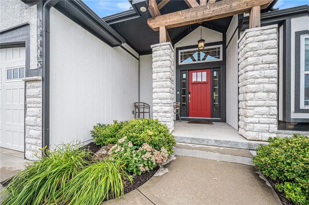 14445 Summit Ridge, Parkville, MO 64152 - Image #1