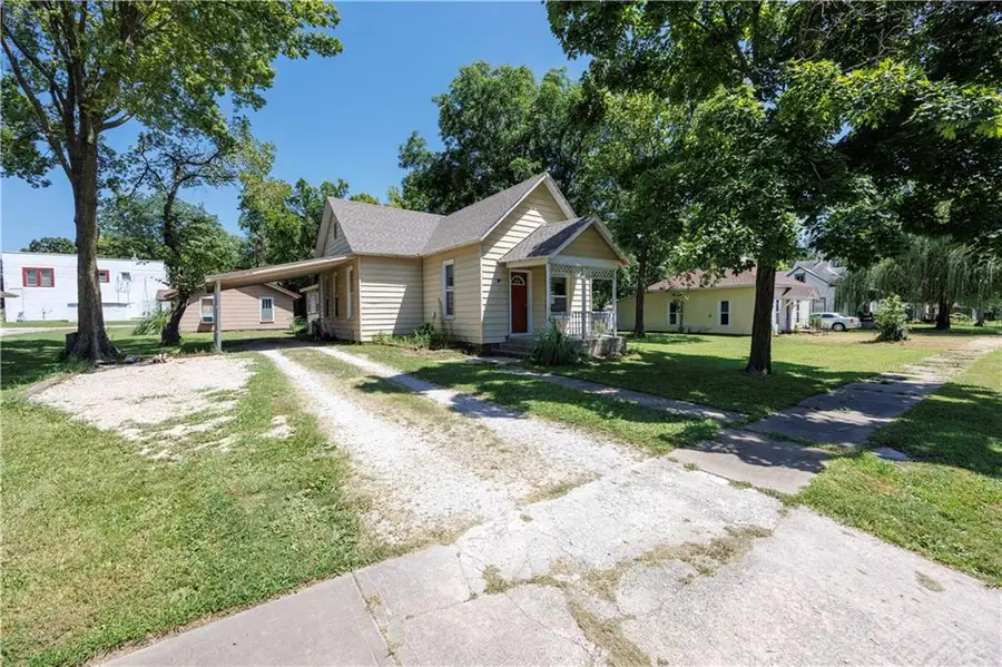330 N 13th Street, Fredonia, KS 66736 - Image #2