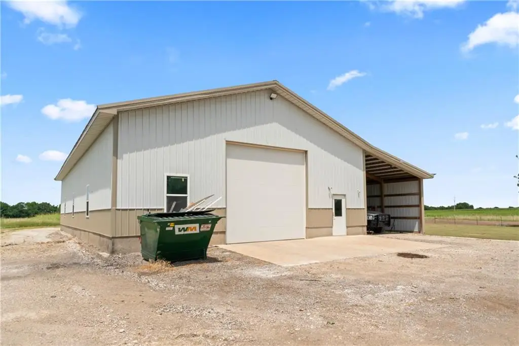 9756 W 399 Street, Lacygne, KS 66040 - Image #1