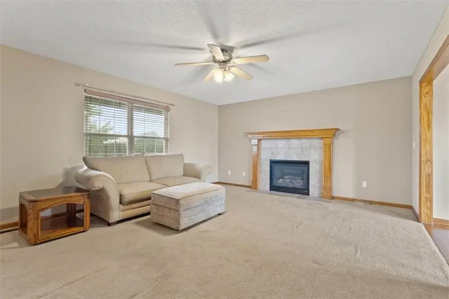 1812 NW 92nd Terrace, Kansas City, MO 64155 - Image #2