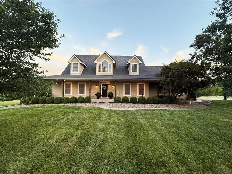 18001 E Hubach Hill Road, Pleasant Hill, MO 64080 - Image #2