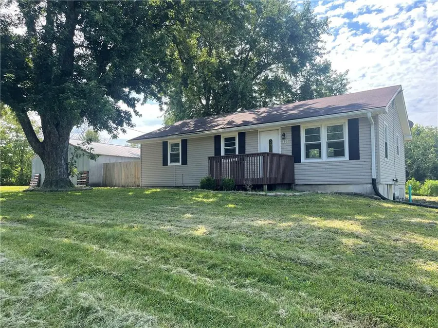 860 E Front Street, Kidder, MO 64649 - Image #2