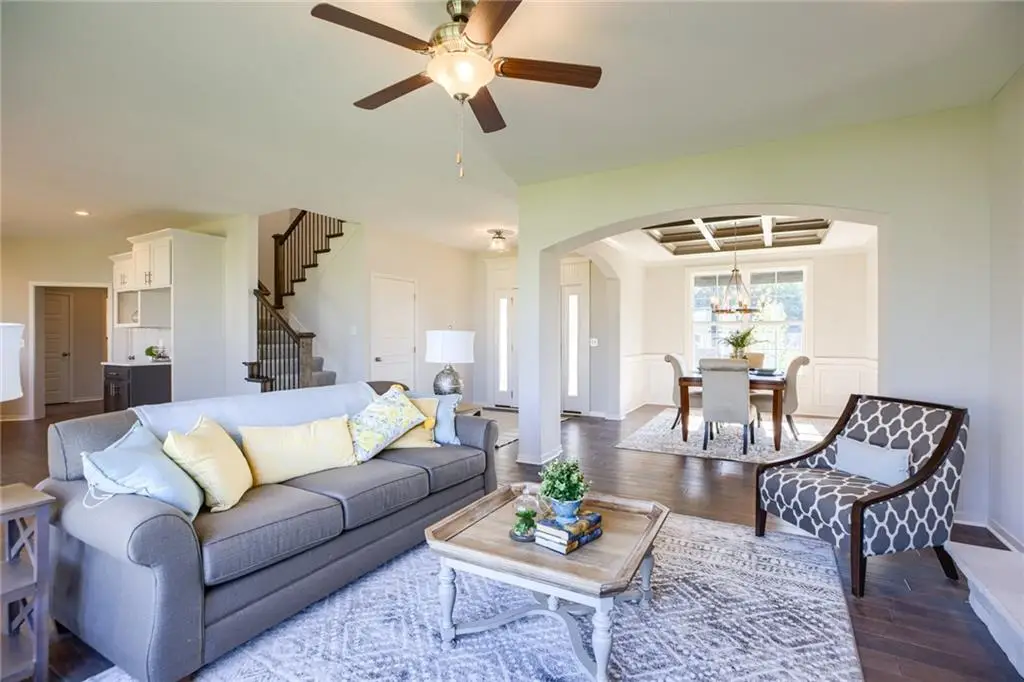 9284 Zarda Drive, Lenexa, KS 66227 - Image #1