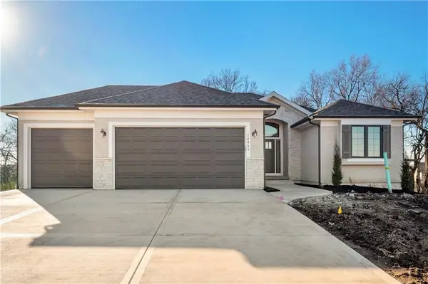 25353 W 149th Terrace, Olathe, KS 66061