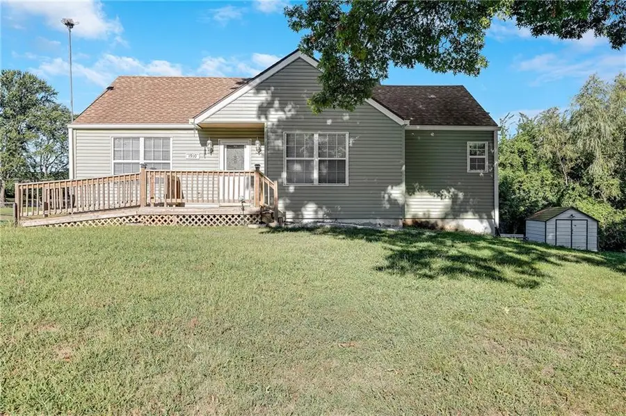 1910 S Jackson Drive, Independence, MO 64057 - Image #2