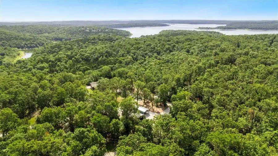 28060 Uncle Bob Avenue, Clinton, MO 64735 - Image #2