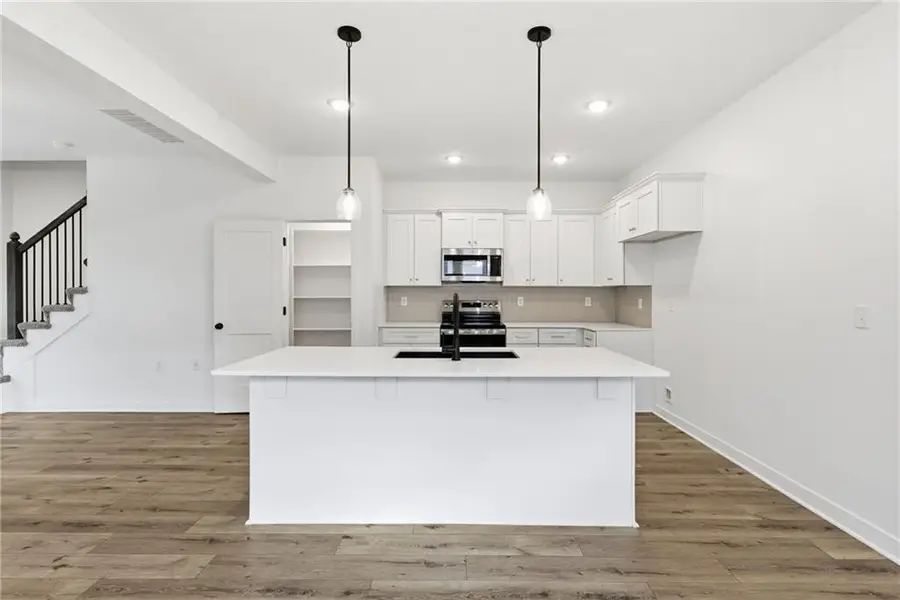 704 Mahogany Court, Warrensburg, MO 64093 - Image #3