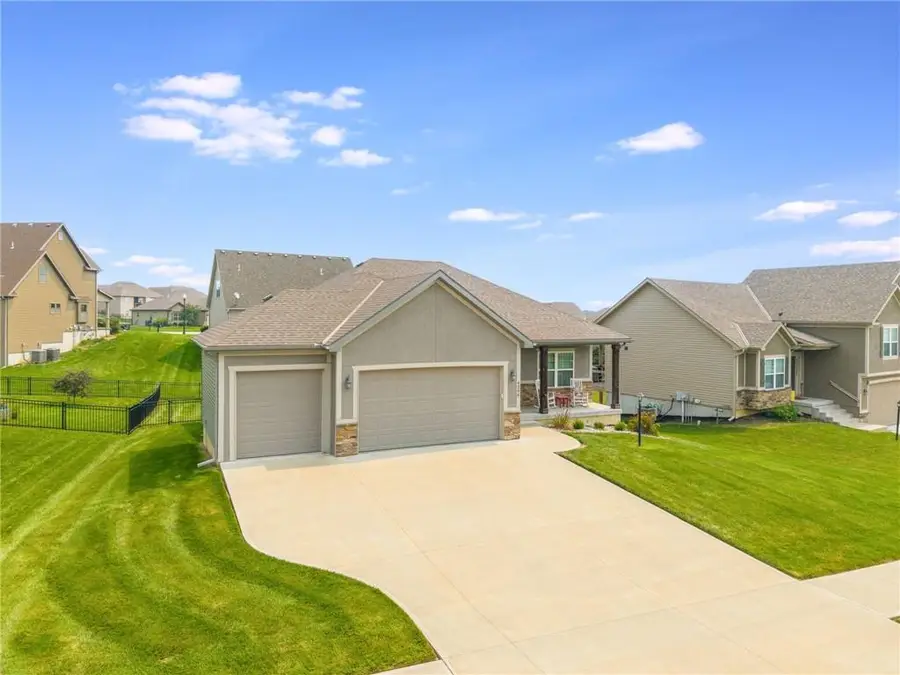 4206 Windward Drive, Saint Joseph, MO 64505 - Image #3