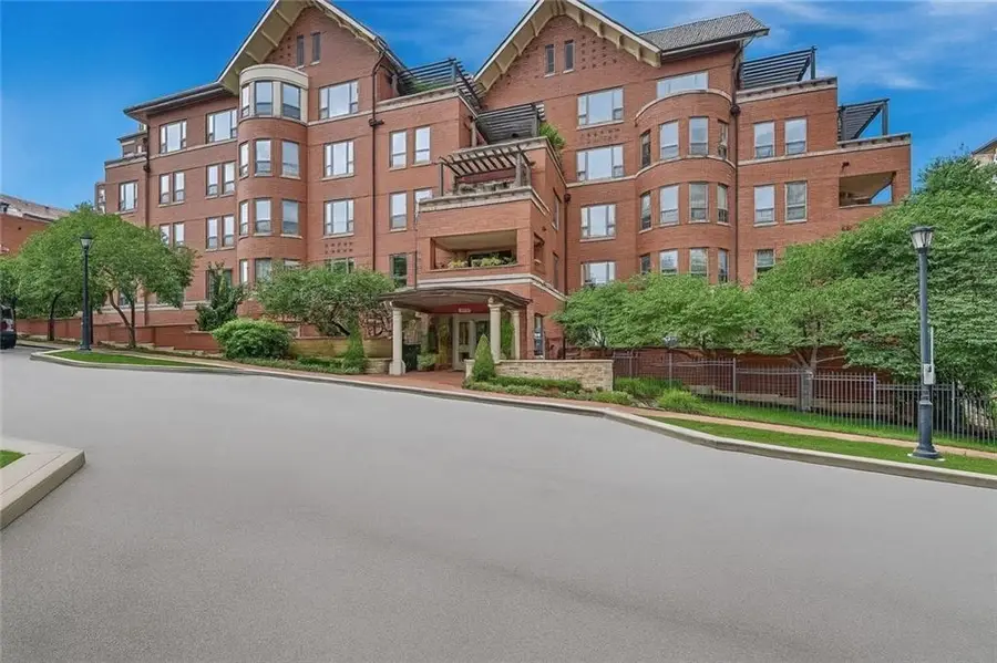 4900 Central Street #104, Kansas City, MO 64112 - Image #2