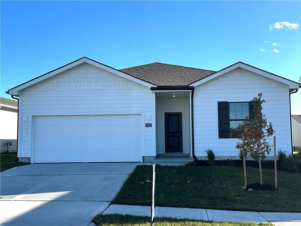 27007 E Oak View Drive, Lees Summit, MO 64086 - Image #1