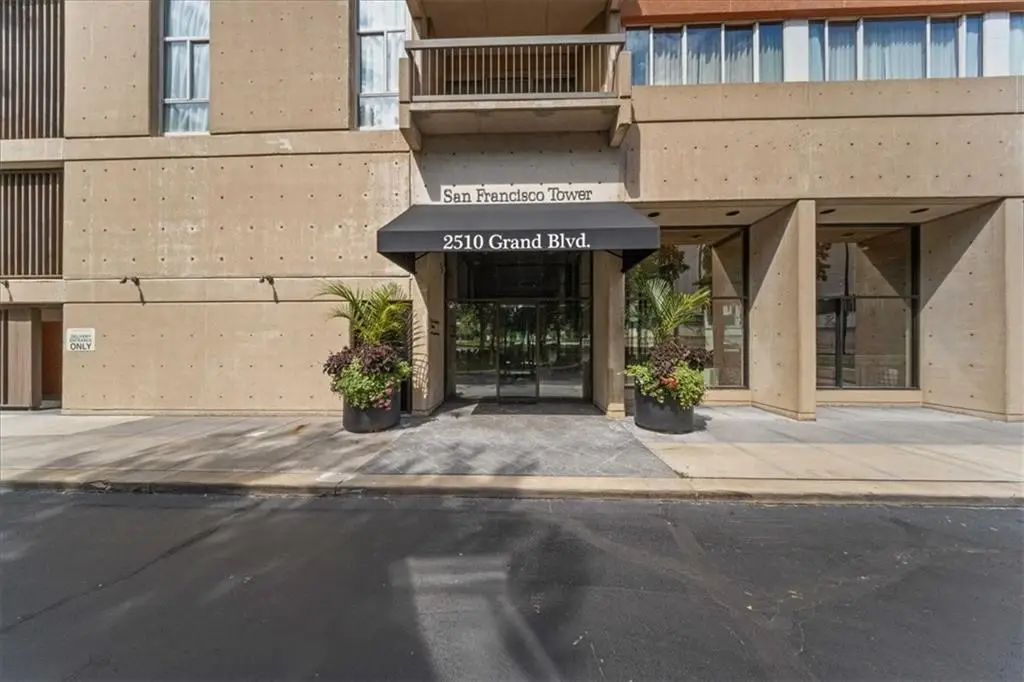 2510 Grand Boulevard #1604, Kansas City, MO 64108 - Image #1