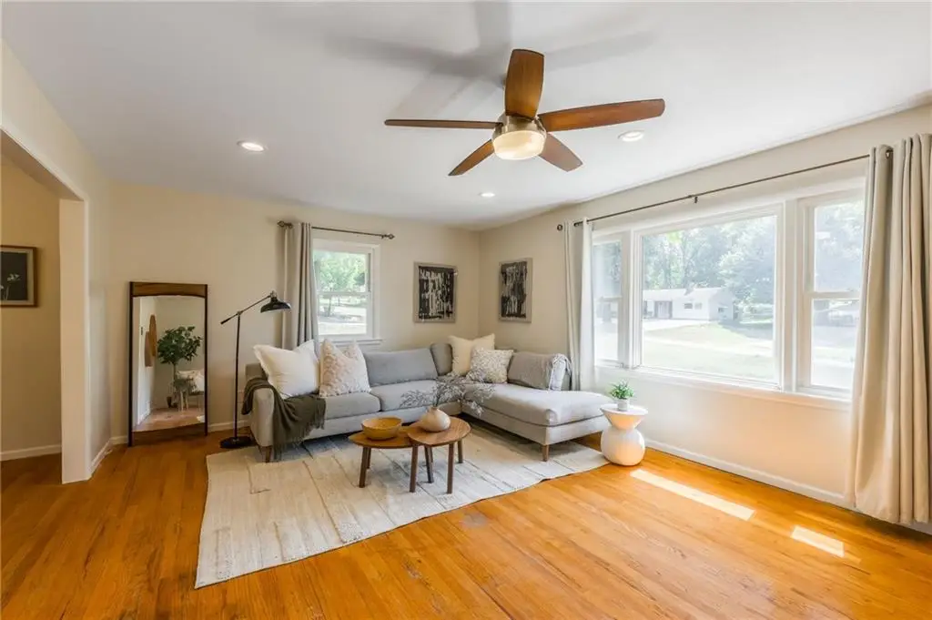 300 NW 83rd Street, Gallatin, MO 64118 - Image #1