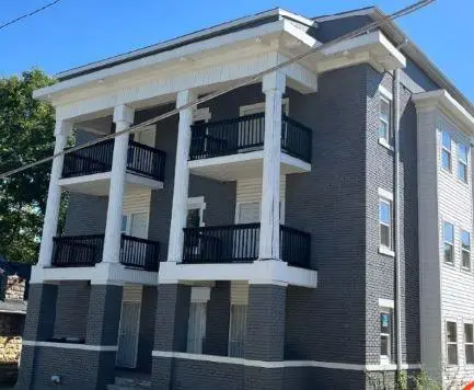 2305 E 37th Street, Kansas City, MO 64109 - Image #1