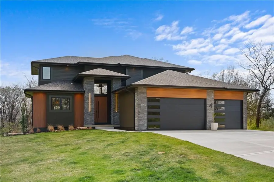 4 Broken Arrow Court, Lake Winnebago, MO 64034 - Image #2