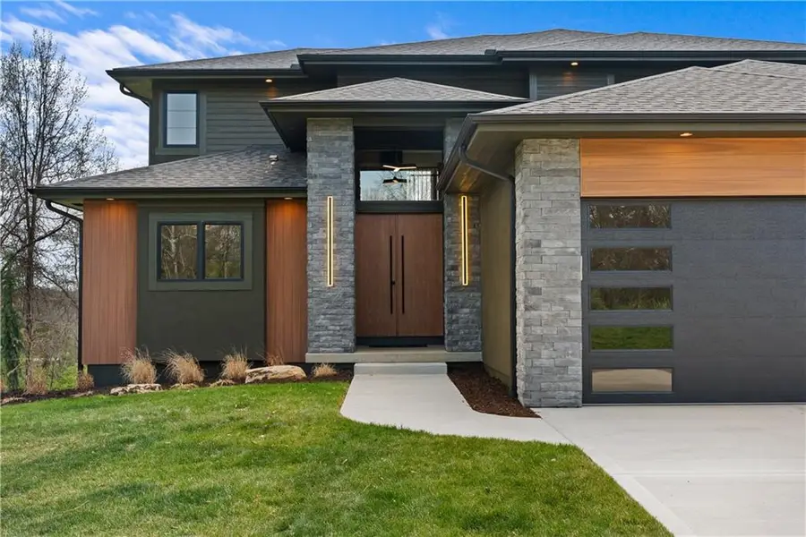 4 Broken Arrow Court, Lake Winnebago, MO 64034 - Image #3