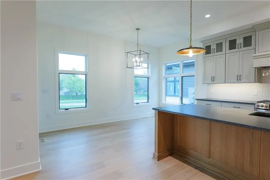 2840 W 133rd Terrace, Leawood, KS 66209 - Image #3