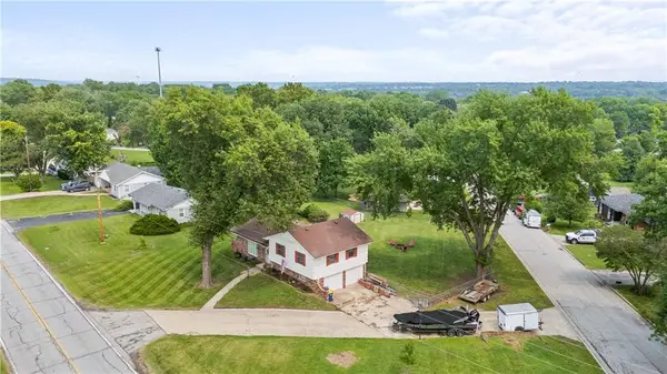 8525 Penner Avenue, De Soto, KS 66018