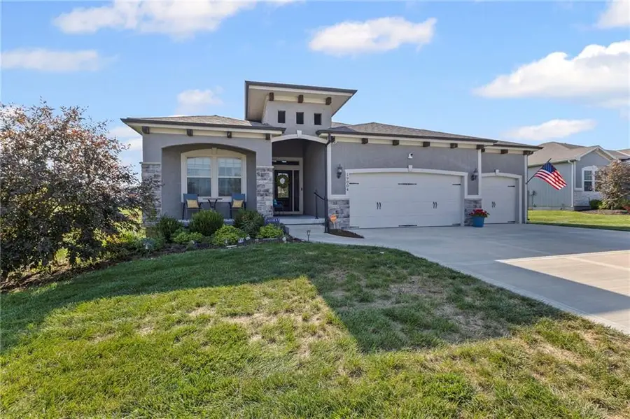 19004 Mahaffie Street, Spring Hill, KS 66083 - Image #3