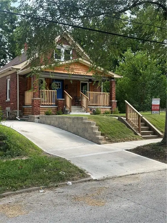1137 Greeley Avenue, Kansas City, KS 66104