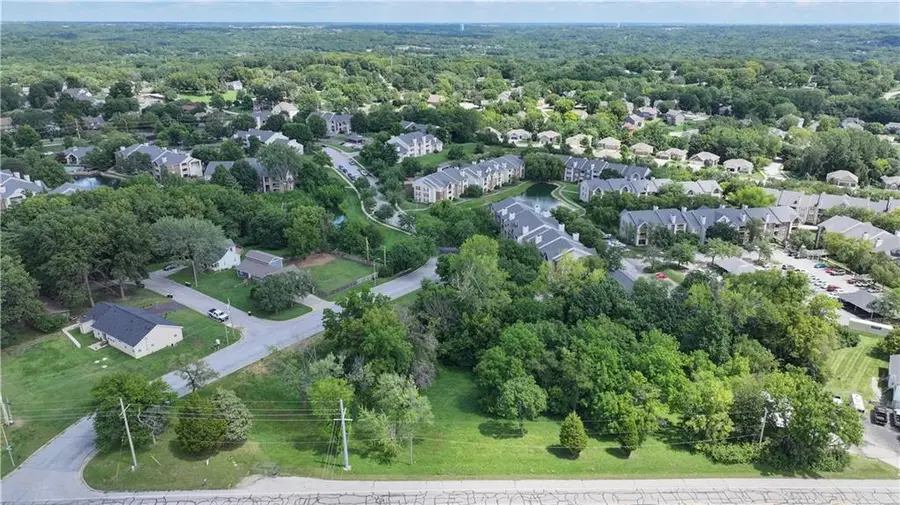 6217 NW Roanridge Road, Kansas City, MO 64151 - Image #2