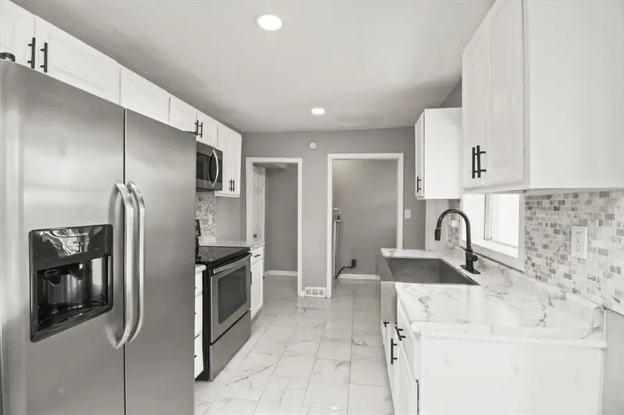 6101 Swope Parkway, Kansas City, MO 64130 - Image #2