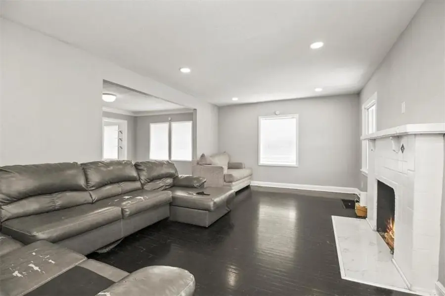 6101 Swope Parkway, Kansas City, MO 64130 - Image #3