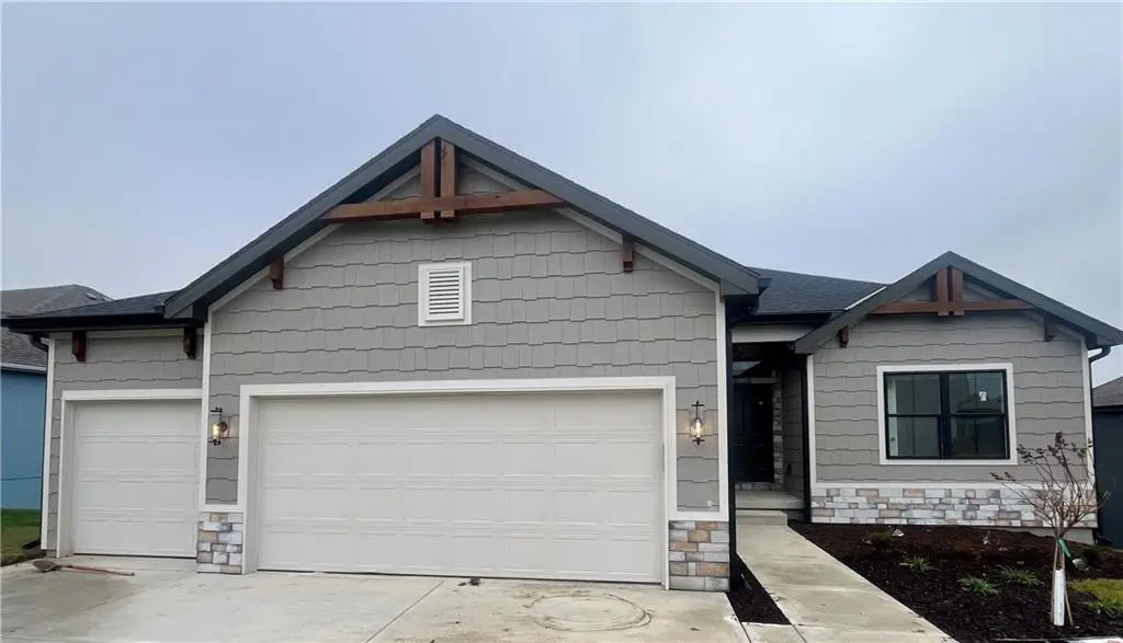 912 NW 94 Terrace, Kansas City, MO 64155 - Image #1