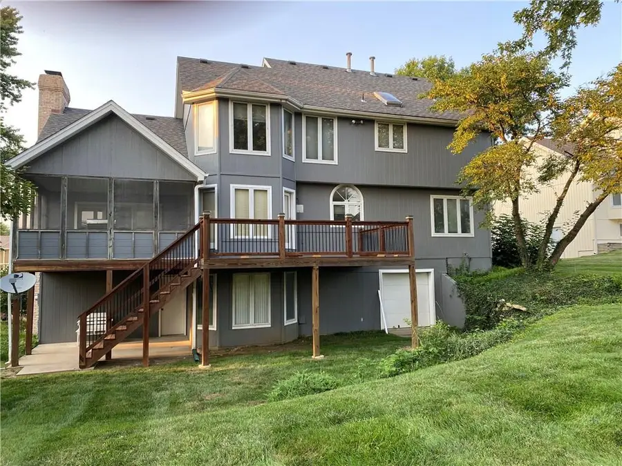 3105 NE 70 Street, Gladstone, MO 64119 - Image #2