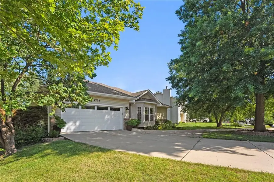 7735 N Mersington Avenue, Kansas City, MO 64119 - Image #2