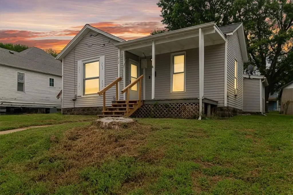 212 W North Street, Warrensburg, MO 64093 - Image #1