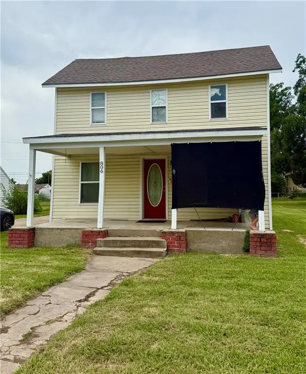 806 W 1st Street, Coffeyville, KS 67337 - Image #1