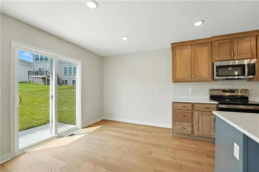 713 Glenn Circle, Raymore, MO 64083 - Image #2