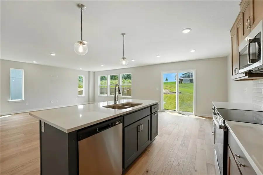 713 Glenn Circle, Raymore, MO 64083 - Image #3