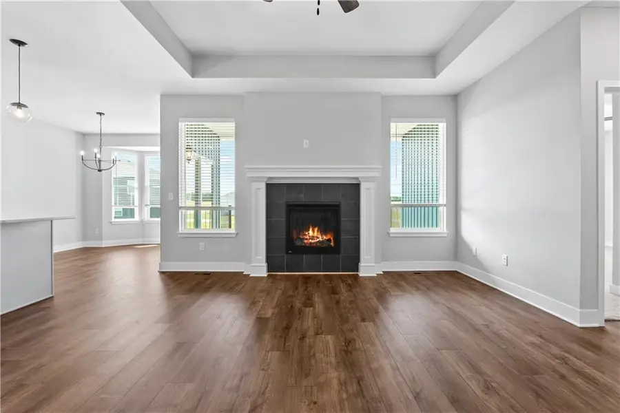 404 SW Hawthorne Lane, Blue Springs, MO 64014 - Image #2