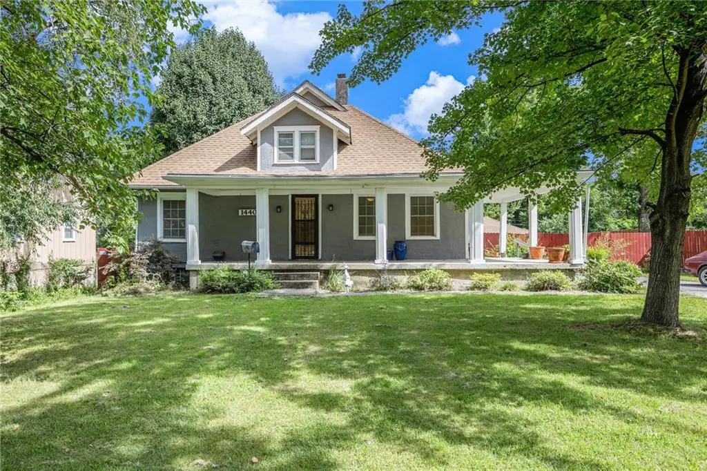 1440 E 78th Street, Kansas City, MO 64131 - #1