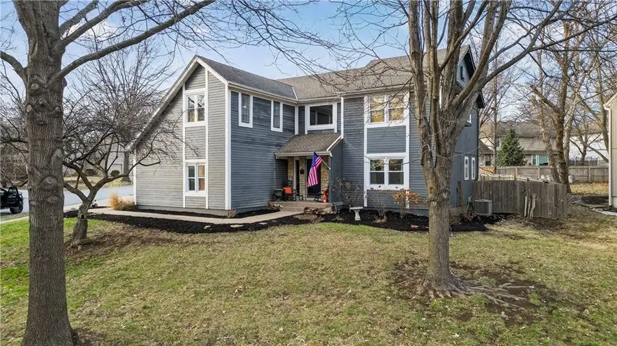 16024 W Beckett Lane, Olathe, KS 66062 - #3