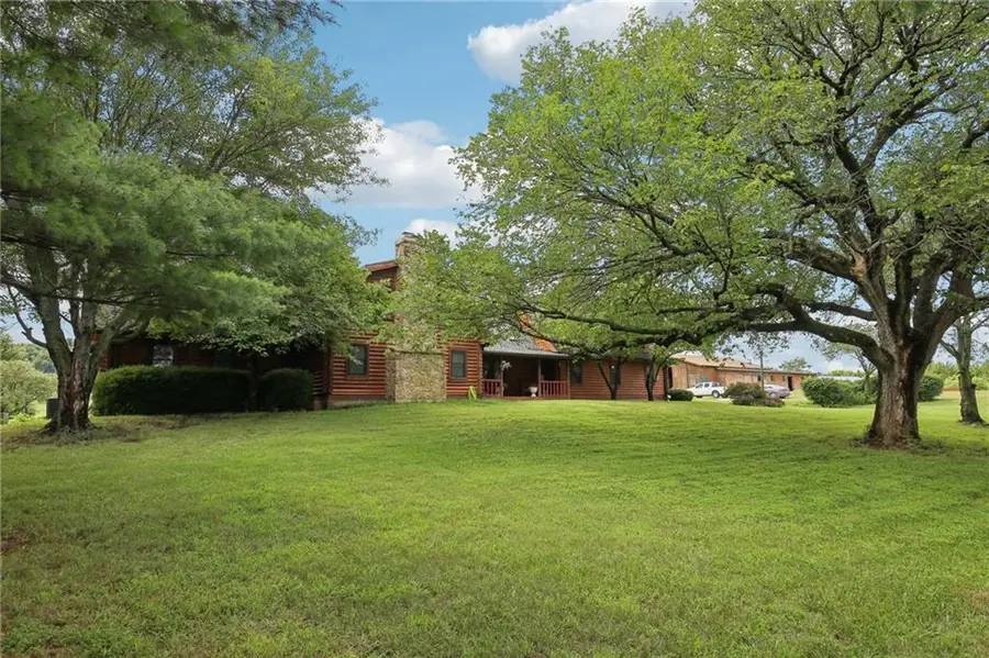 1617 N 600 Road, Baldwin City, KS 66006 - #2