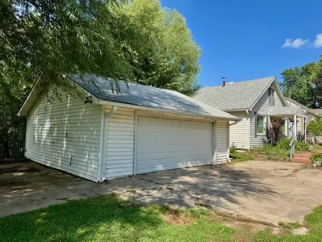 205 W Gala Street, Waverly, MO 64096 - Image #2