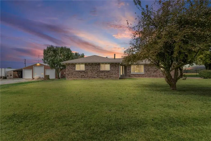 10451 Miners Trail Road, Higginsville, MO 64037 - Image #3