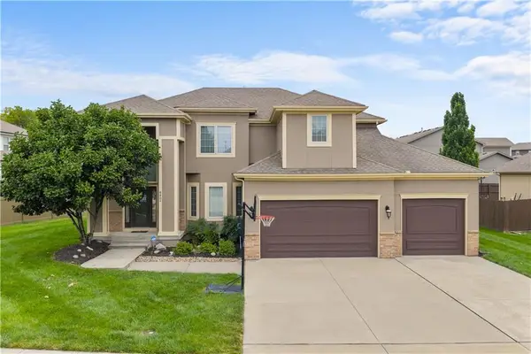 8804 SE 1st Street, Lee's Summit, MO 64064