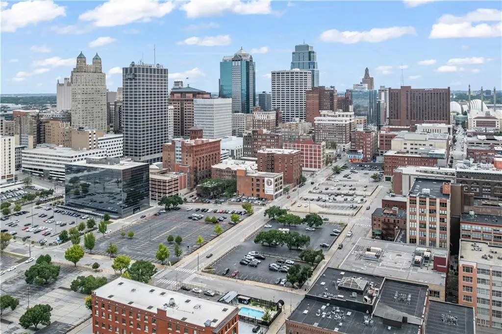 210 W 5th Street #211, Kansas City, MO 64105 - Image #1