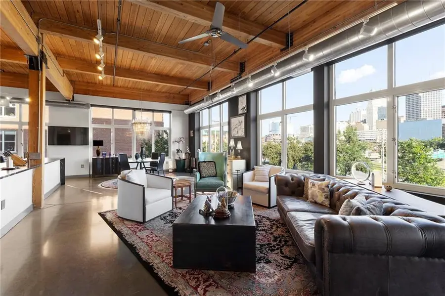 210 W 5th Street #211, Kansas City, MO 64105 - Image #2