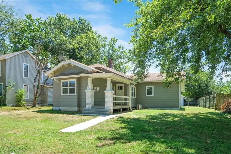 208 E Park N/a, Pittsburg, KS 66762 - Image #2