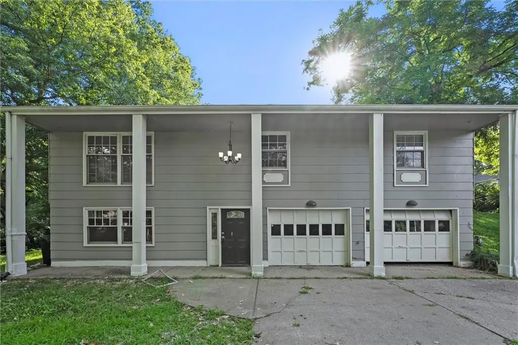 3801 NE Antioch Road, Kansas City, MO 64117 - Image #1