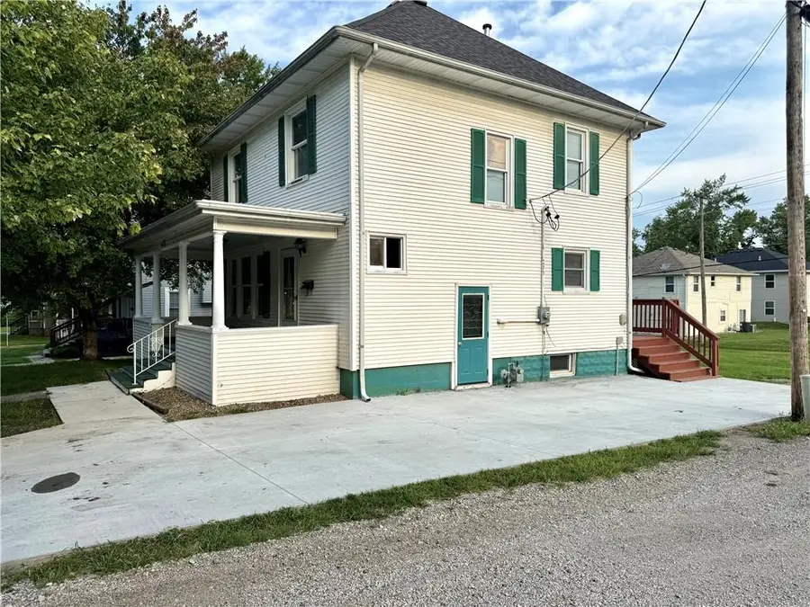 415 W 4th Street, Maryville, MO 64468 - Image #2